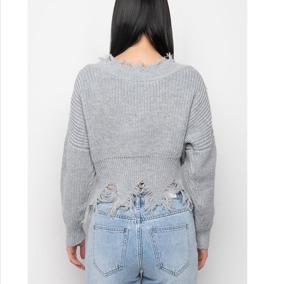Hera | Cropped | Distressed | Sweater - Picture 3 of 10